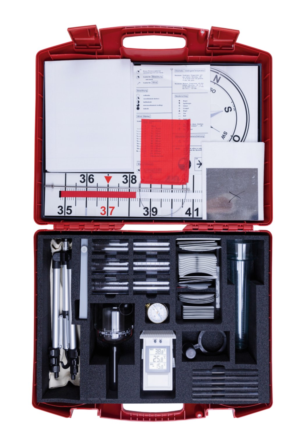 Das Bild zeigt einen roten Koffer, der mit Experimentiermaterialien für das Bildungswesen gefüllt ist. Er enthält verschiedene Messinstrumente, Röhrchen, ein Thermometer und diverse Zubehörteile, die für wissenschaftliche Experimente verwendet werden könn