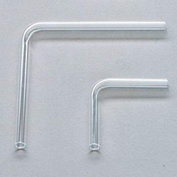 Das Bild zeigt zwei durchsichtige Glasröhren in unterschiedlichen Größen mit einem rechten Winkel. Diese Röhren sind typisch für experimentelle Anwendungen im Bildungswesen.