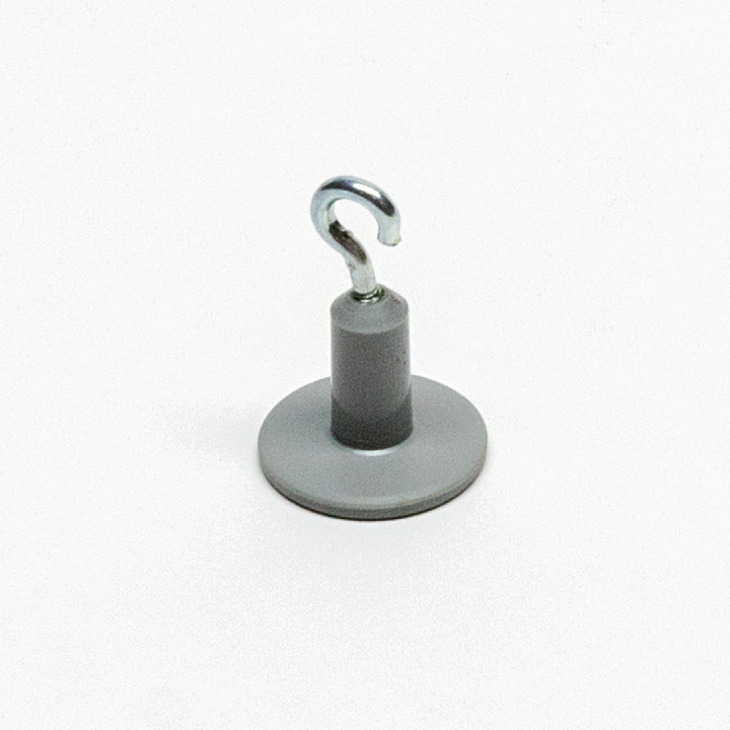 Das Bild zeigt einen grauen Standfuß mit einem Haken an der Oberseite. Dieses Experimentierzubehör wird häufig im Bildungsbereich verwendet, um Objekte zu befestigen oder zu halten.