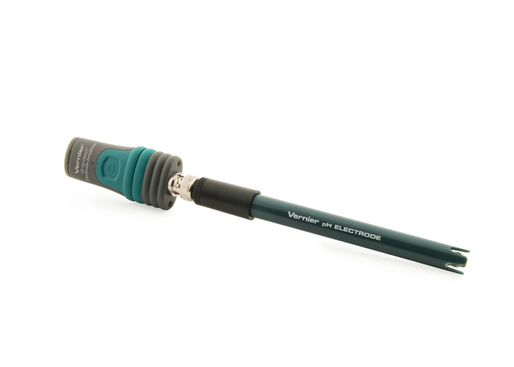 Das Bild zeigt eine pH-Elektrode von Vernier, die zur Messung des pH-Werts in Lösungen verwendet wird. Die Elektrode hat einen grauen Griff mit rutschfester Oberfläche und einen langen, schlanken Sensor.