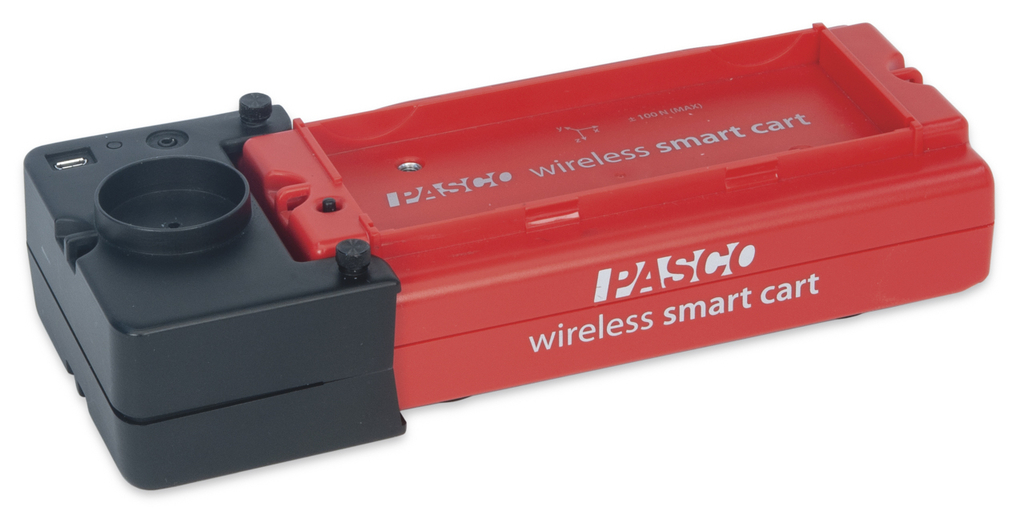 Ein rot-schwarzer PASCO Wireless Smart Cart für physikalische Experimente ist auf weißem Hintergrund abgebildet. Das Gerät dient der kabellosen Messung von Bewegungsparametern im Bildungsbereich.